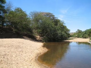 Rio Gorutuba em Catuni - (Imagem 01)
